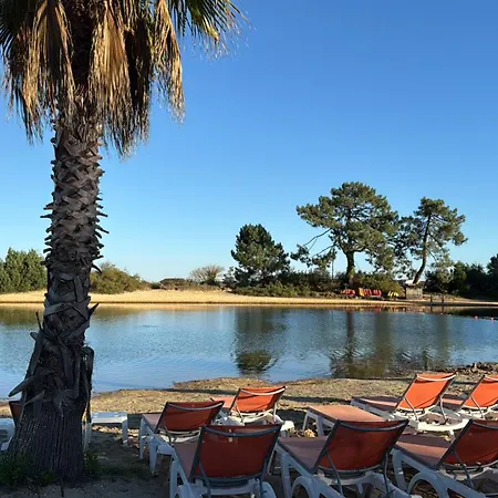Etxe Ona Au Bord De L'eau *