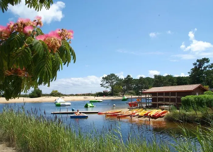 Camping Etxe Ona Au Bord De L'eau