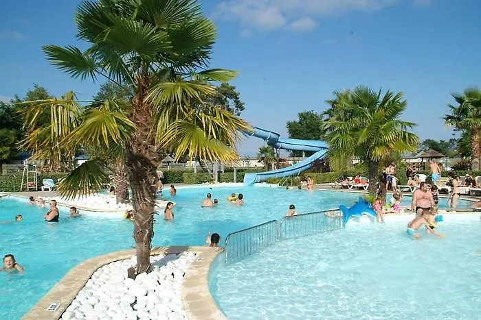 Camping Etxe Ona Au Bord De L'eau