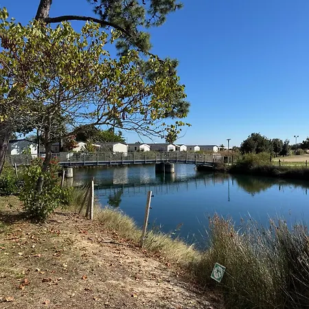 Etxe Ona Au Bord De L'eau Campsite