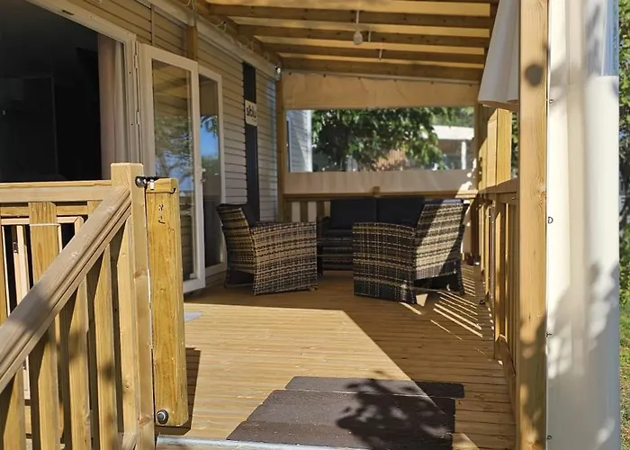 Campsite Etxe Ona Au Bord De L'eau